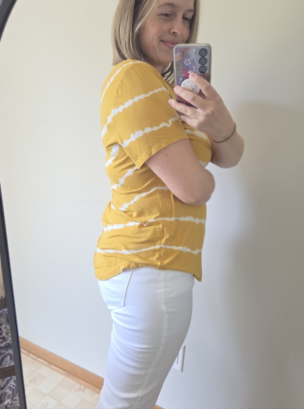 Old Navy Mustard Tie-Dye Short Sleeve Tee Shirt - Women Luxe - Picture 5 of 12